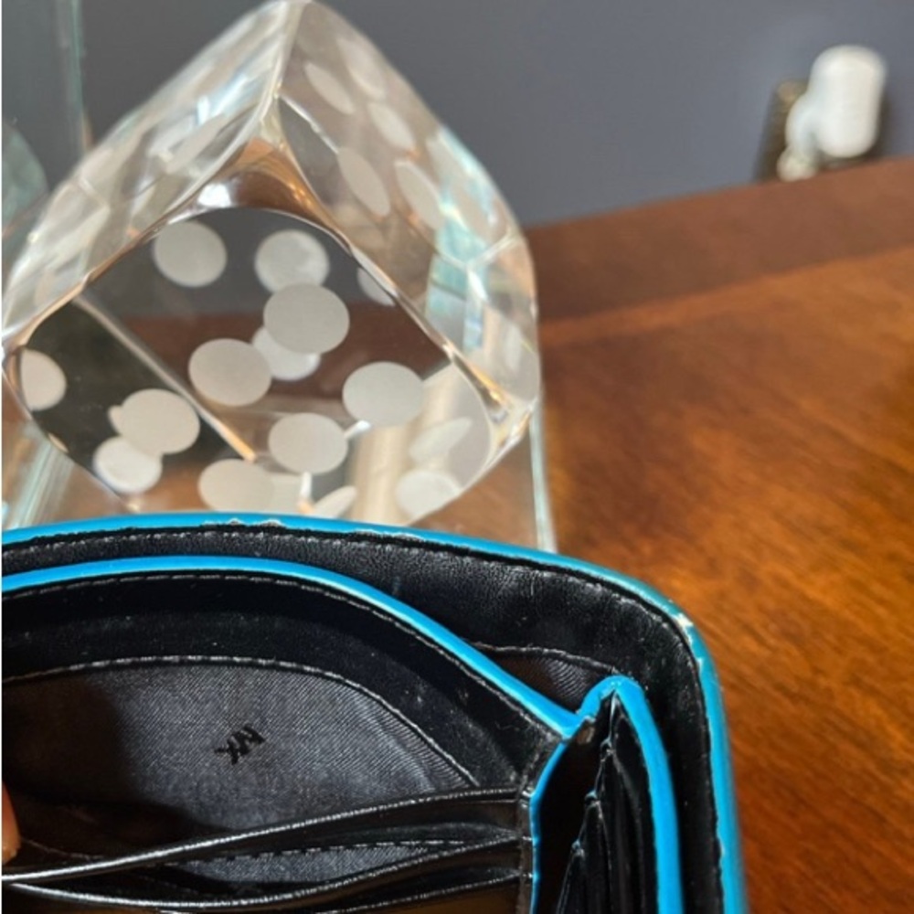 Michael Kors Black Men’s Wallet with Blue Trim (GUC) - Picture 10 of 12